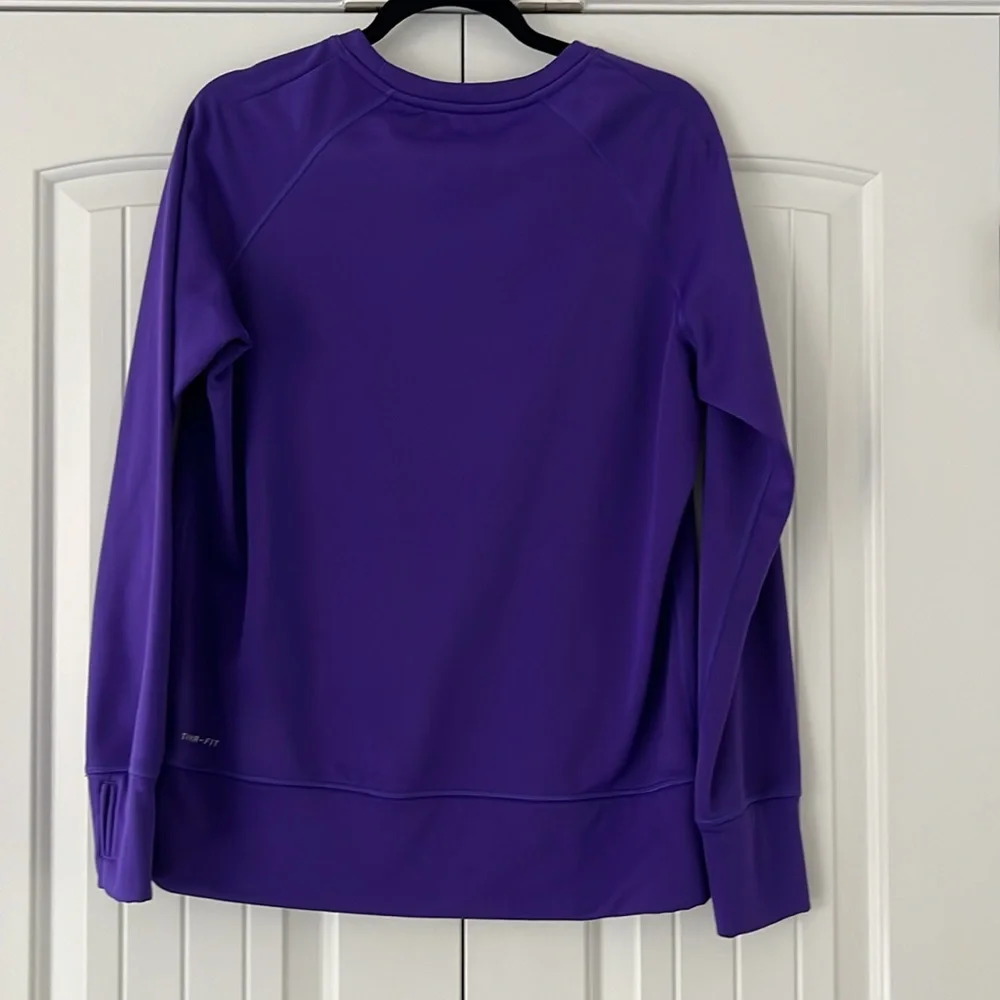 Nike Sweatshirt - Picture 4 of 5